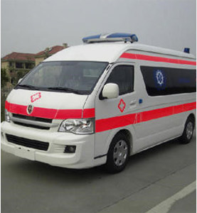 富蕴县上汽大通救护车